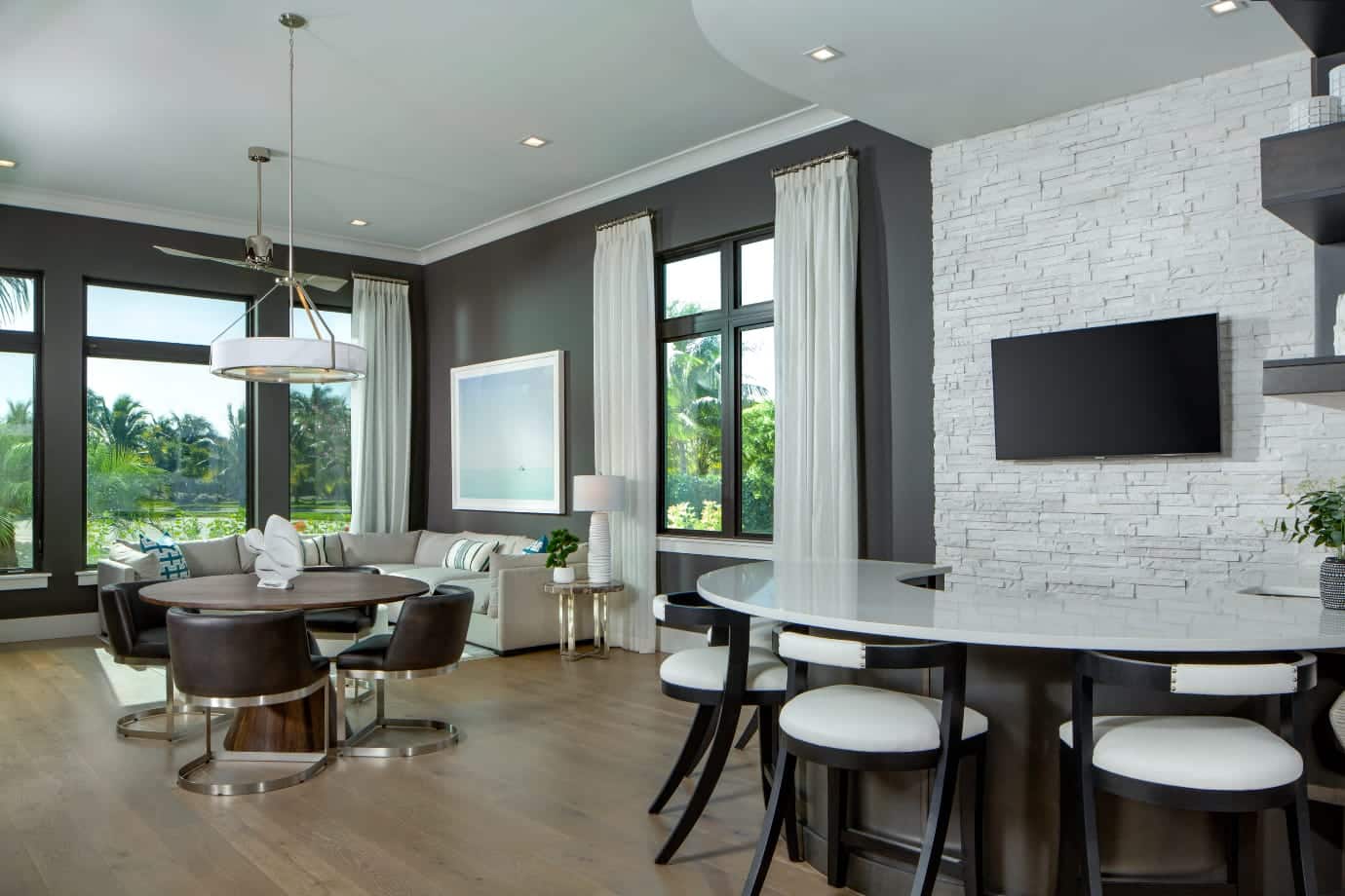 model home bonus room