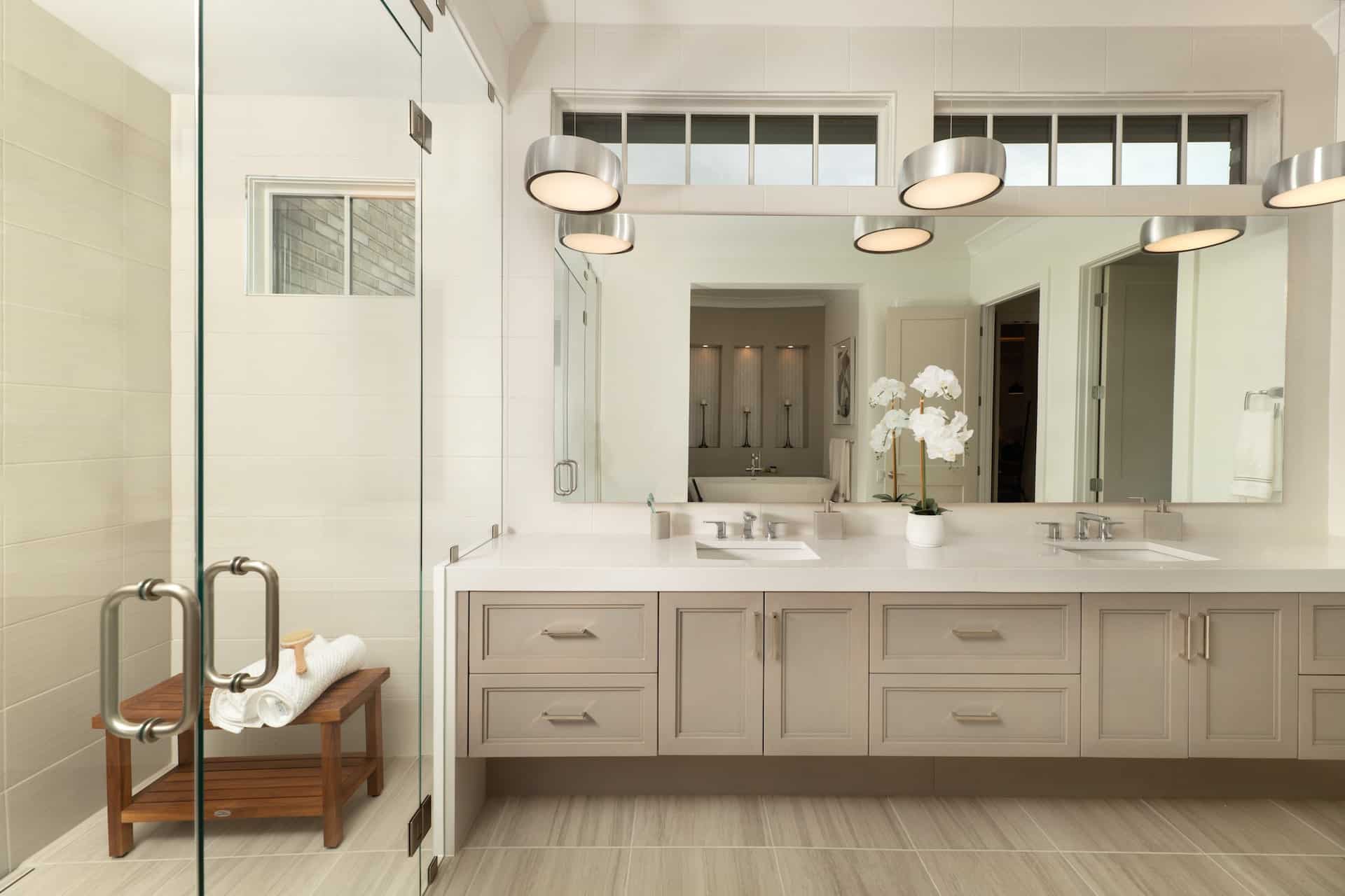 Viento model home owners bath