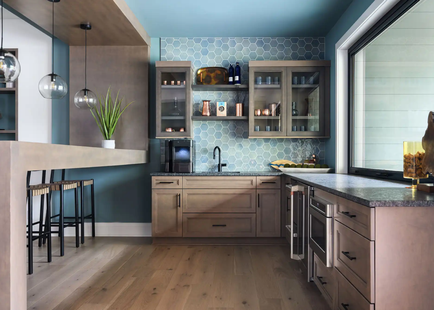 Brightwater Model - Wet Bar