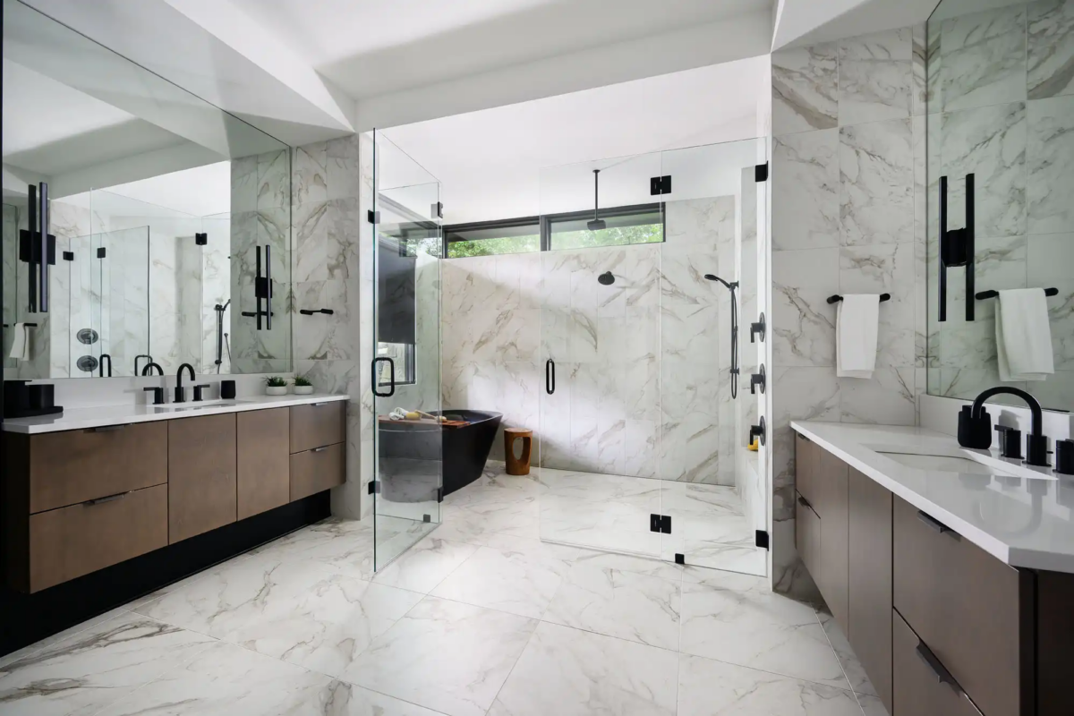 Brightwater Model - Owner's Bath