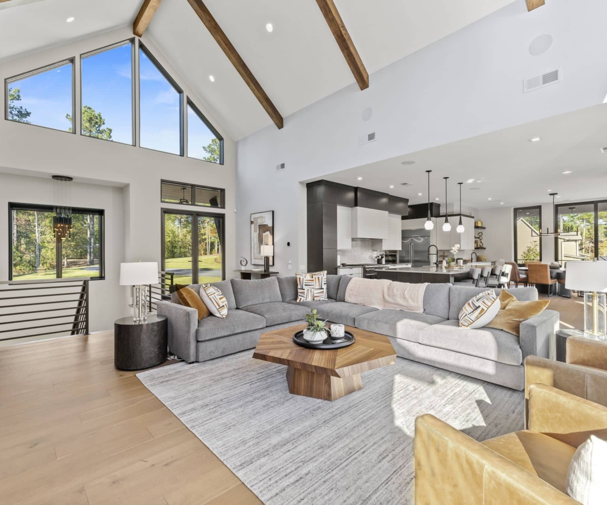 Custom Home for Sale in Asheville, NC and Greenville, SC. Mountain Home for Sale in Asheville, NC and Greenville, SC.