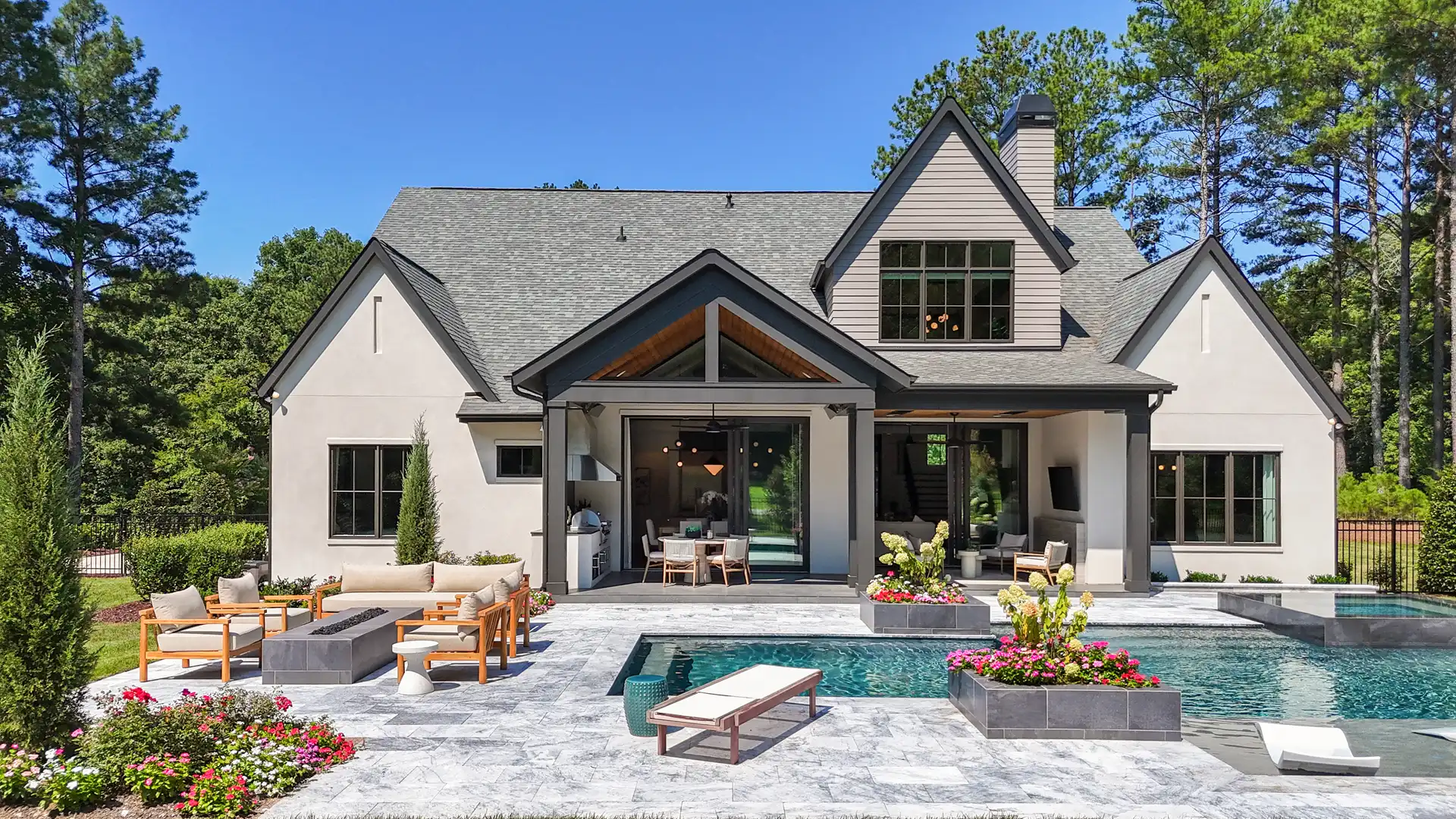 Custom Obsidian Model at Cheval - Rear