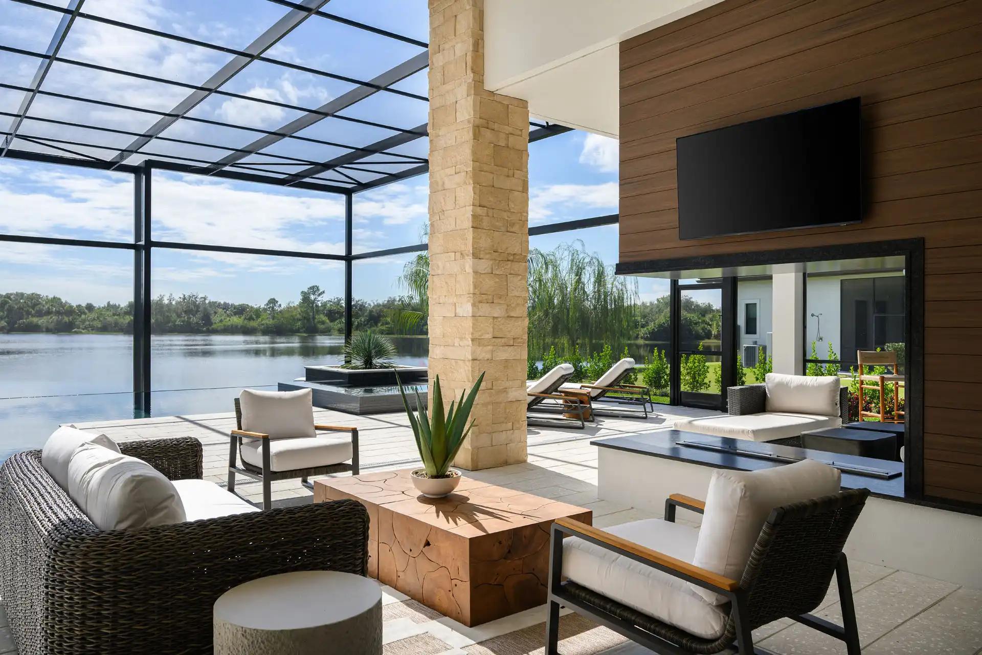 Lumina Model at Adelaide - Lanai 2